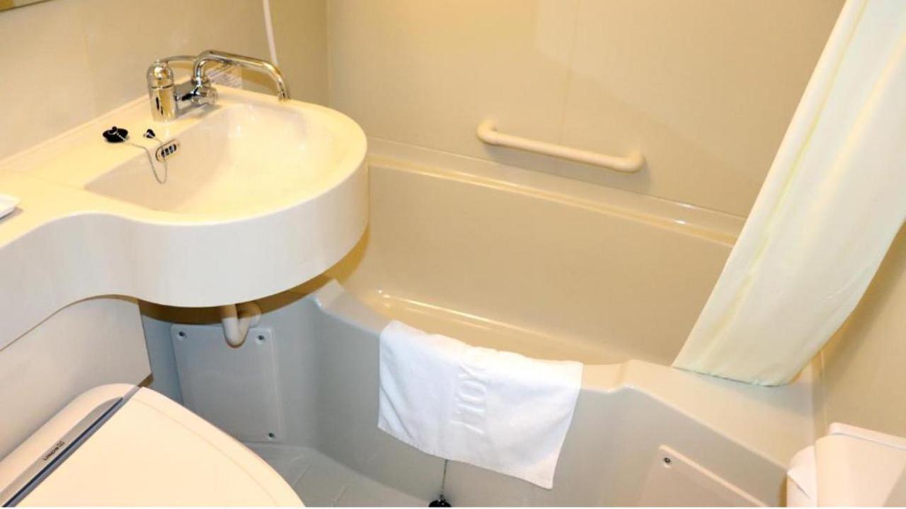 Toyoko Inn Tokyo Akishima-Eki Minami-Guchi Extérieur photo